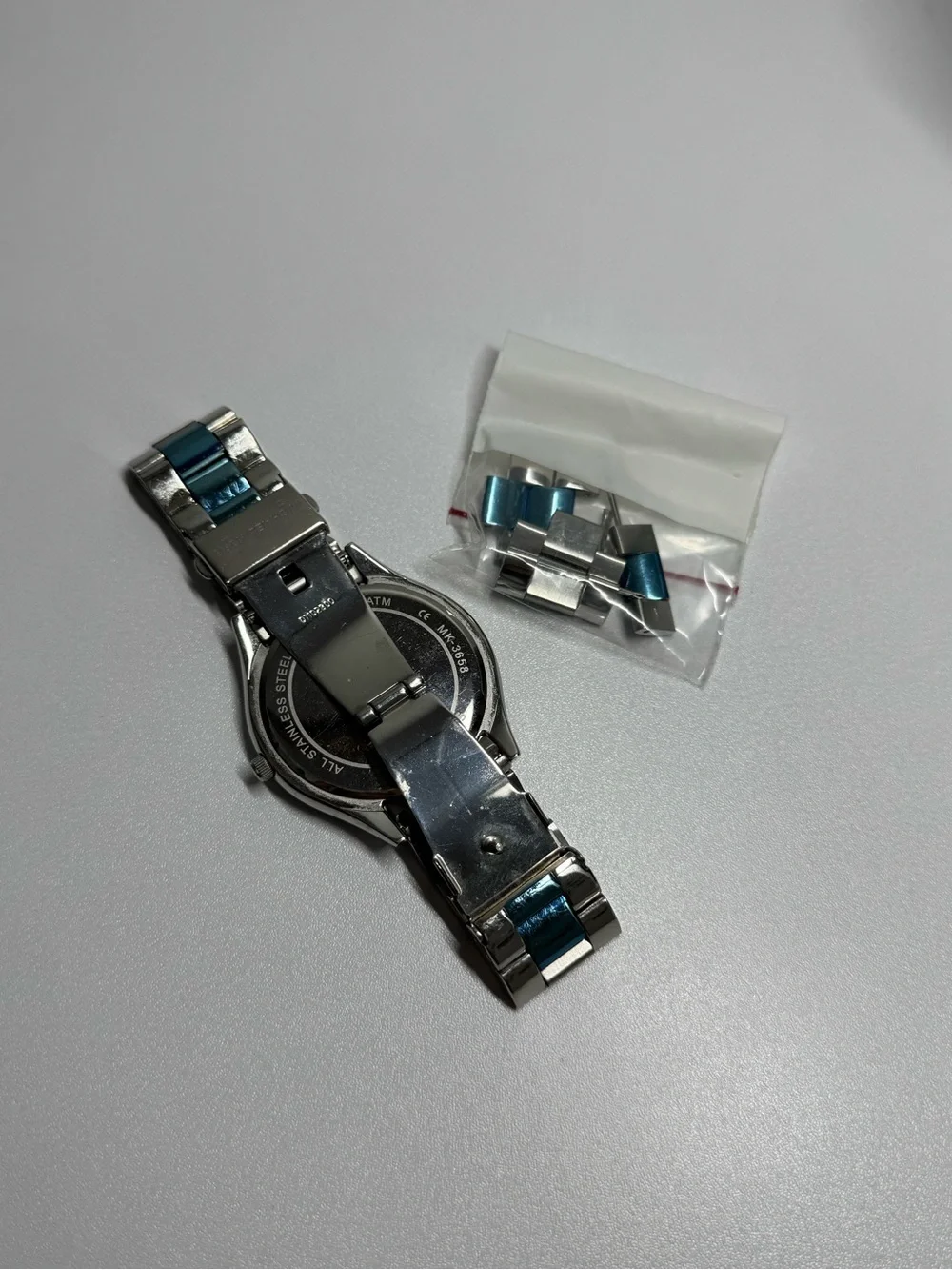 Michael Kors Silver-Tone with Blue strip Minimalist Watch - Picture 4 of 11